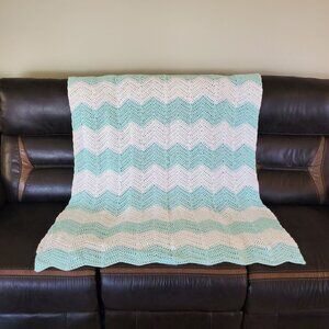 Handmade Crochet Chevron Zigzag Throw Blanket Turquoise Mint Green White 40 x 60